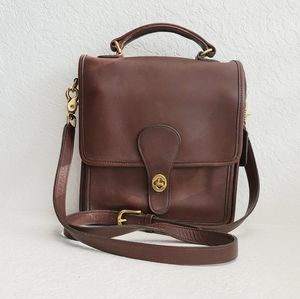 Vintage Coach Willis Dark Chocolate Brown Leather Station Crossbody Bag #5130